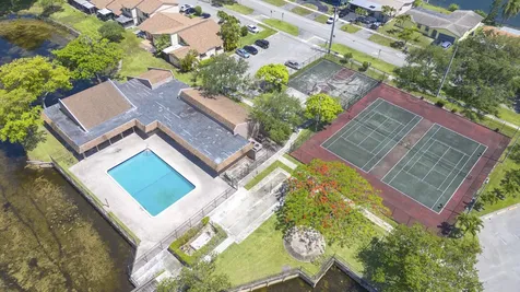 10650 Nw 30th Place Sunrise FL 33322