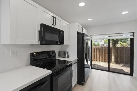 10650 Nw 30th Place Sunrise FL 33322