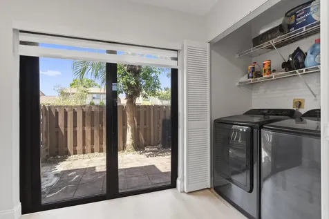 10650 Nw 30th Place Sunrise FL 33322