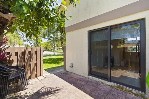 10650 Nw 30th Place Sunrise FL 33322