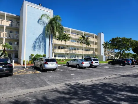 1059 Ainslie D Boca Raton FL 33434