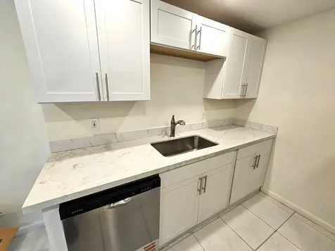 1059 Ainslie D Boca Raton FL 33434