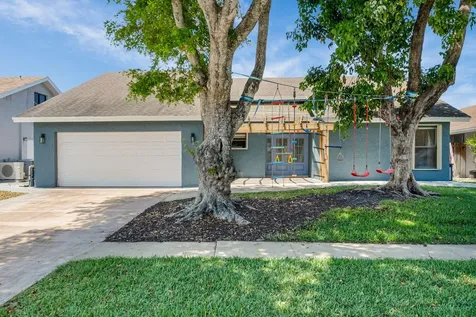 7515 San Mateo Drive Boca Raton FL 33433