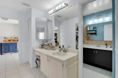 7515 San Mateo Drive Boca Raton FL 33433