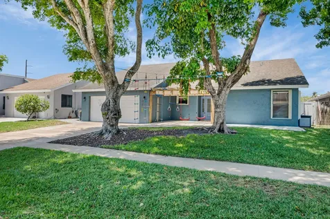 7515 San Mateo Drive Boca Raton FL 33433