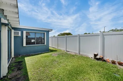 7515 San Mateo Drive Boca Raton FL 33433