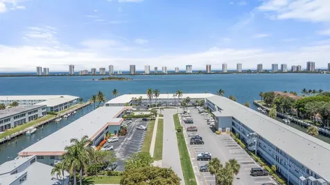 117 Lehane Terrace North Palm Beach FL 33408