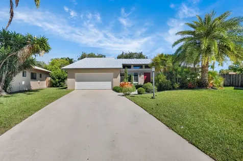 21521 Hollandaire Drive Boca Raton FL 33433