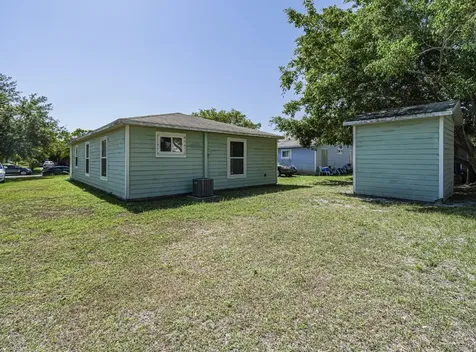 4257 36th Court Vero Beach FL 32967
