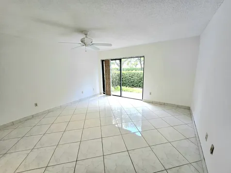 20975 Del Casa Drive Boca Raton FL 33433
