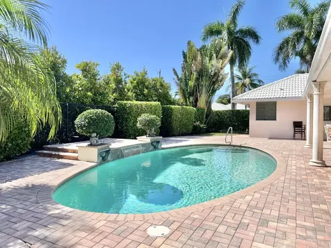 1360 Sw Sugar Plum Drive Boca Raton FL 33486