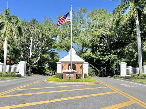 1360 Sw Sugar Plum Drive Boca Raton FL 33486