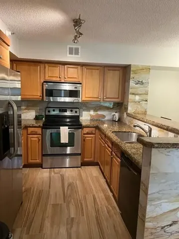 160 Yacht Club 206 Way Hypoluxo FL 33462