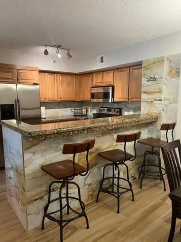 160 Yacht Club 206 Way Hypoluxo FL 33462