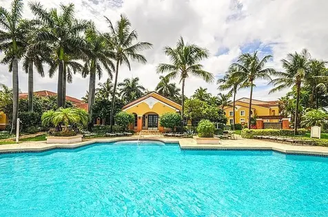 160 Yacht Club 206 Way Hypoluxo FL 33462