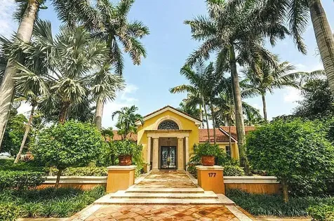 160 Yacht Club 206 Way Hypoluxo FL 33462