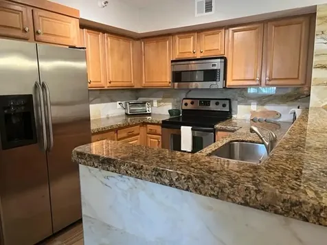 160 Yacht Club 206 Way Hypoluxo FL 33462