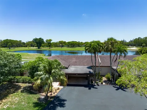 21188 Juego Circle Boca Raton FL 33433