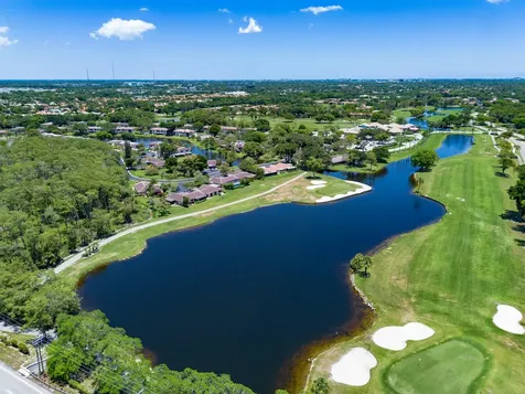 21188 Juego Circle Boca Raton FL 33433