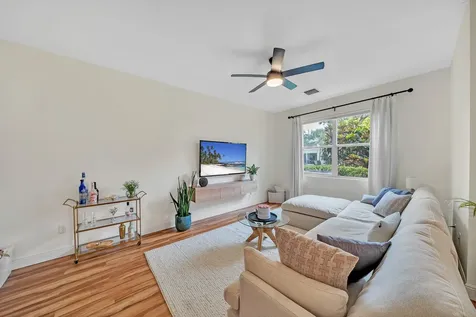 6086 Seminole Gardens Circle Riviera Beach FL 33418