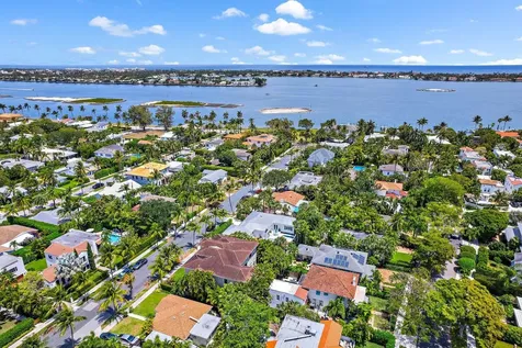218 Avila Road West Palm Beach FL 33405