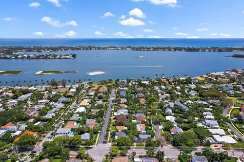 218 Avila Road West Palm Beach FL 33405