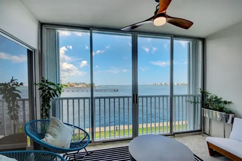 410 Wilma Circle Riviera Beach FL 33404