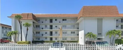 410 Wilma Circle Riviera Beach FL 33404