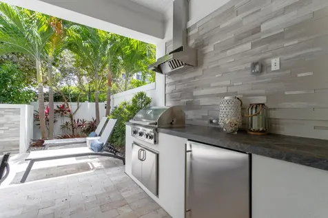 951 Sweetwater Lane Boca Raton FL 33431