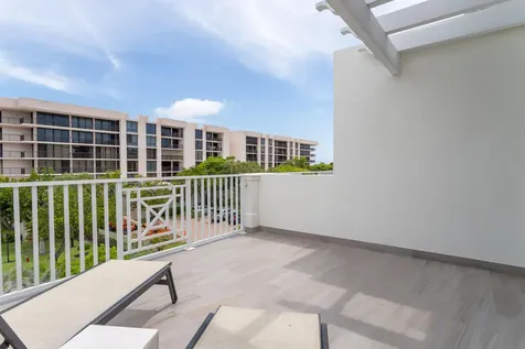 951 Sweetwater Lane Boca Raton FL 33431