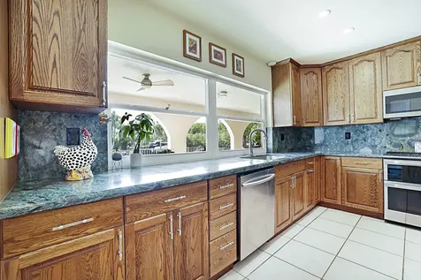 1520 Sw 6th Avenue Boca Raton FL 33486