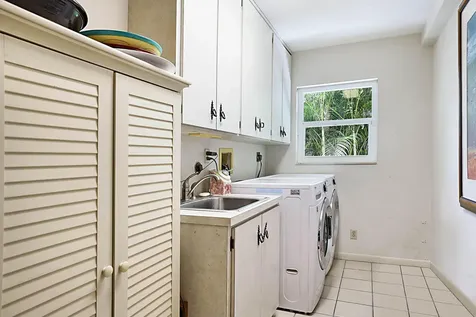 1520 Sw 6th Avenue Boca Raton FL 33486