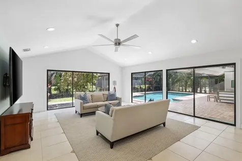 3035 St James Drive Boca Raton FL 33434