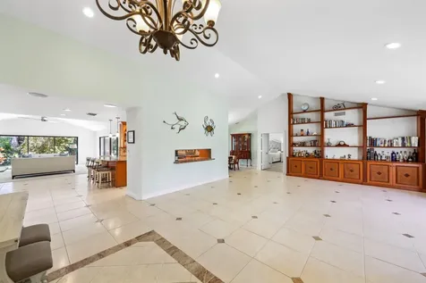 3035 St James Drive Boca Raton FL 33434