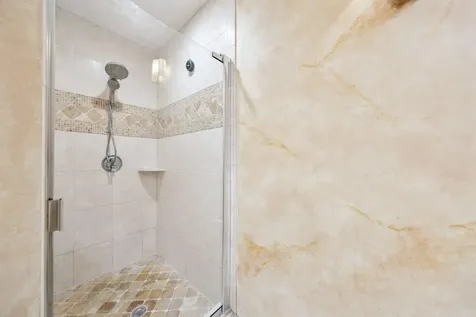 3035 St James Drive Boca Raton FL 33434