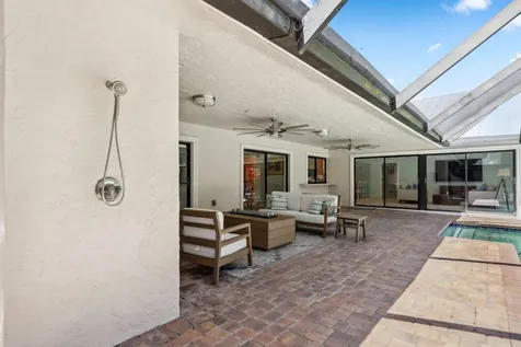 3035 St James Drive Boca Raton FL 33434