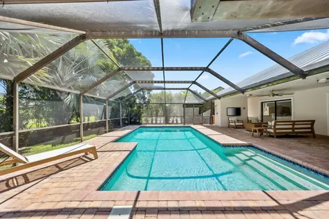3035 St James Drive Boca Raton FL 33434