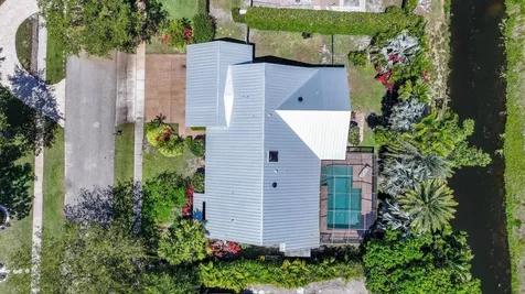 3035 St James Drive Boca Raton FL 33434