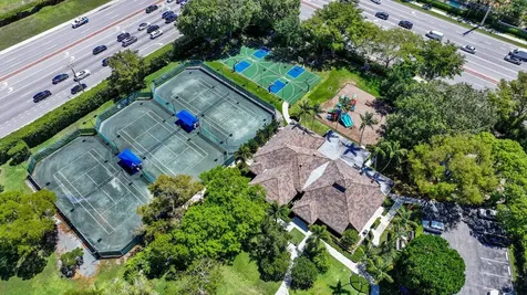3035 St James Drive Boca Raton FL 33434