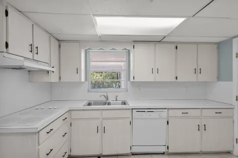 8888 Se Colony Street Hobe Sound FL 33455