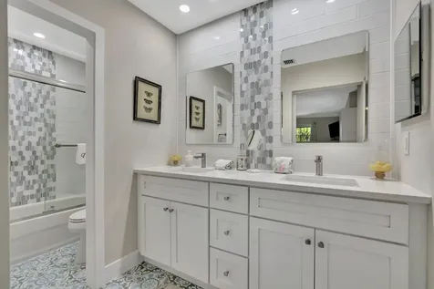356 Prestwick Circle Palm Beach Gardens FL 33418
