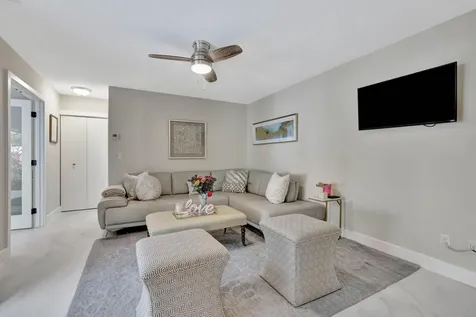 356 Prestwick Circle Palm Beach Gardens FL 33418