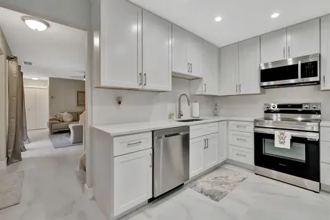 356 Prestwick Circle Palm Beach Gardens FL 33418