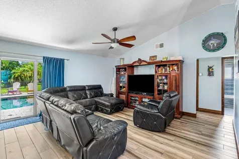 9429 Burlington Place Boca Raton FL 33434