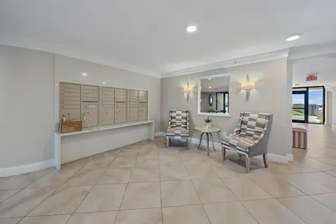 200 Beach Road Tequesta FL 33469