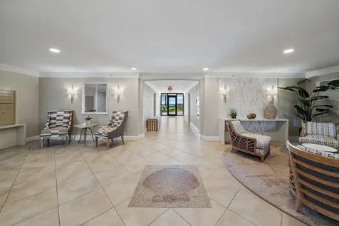 200 Beach Road Tequesta FL 33469