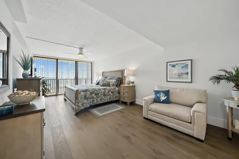 200 Beach Road Tequesta FL 33469