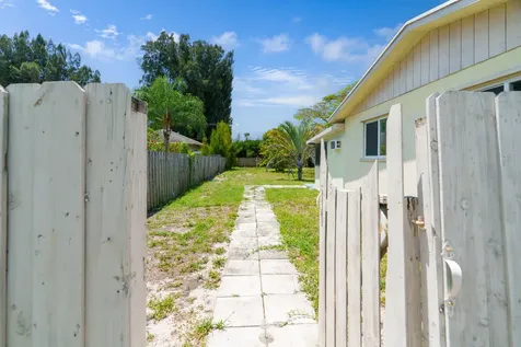 3180 Carol Avenue Palm Springs FL 33461
