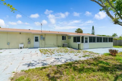 3180 Carol Avenue Palm Springs FL 33461
