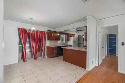 3180 Carol Avenue Palm Springs FL 33461